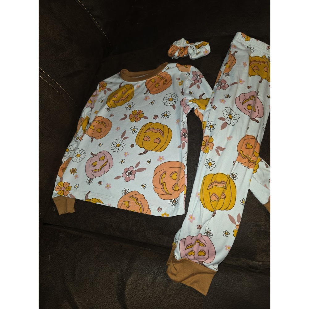 Tahari girl Pumpkin Halloween Pajama Set with Scrunchie size 4t fall autumn